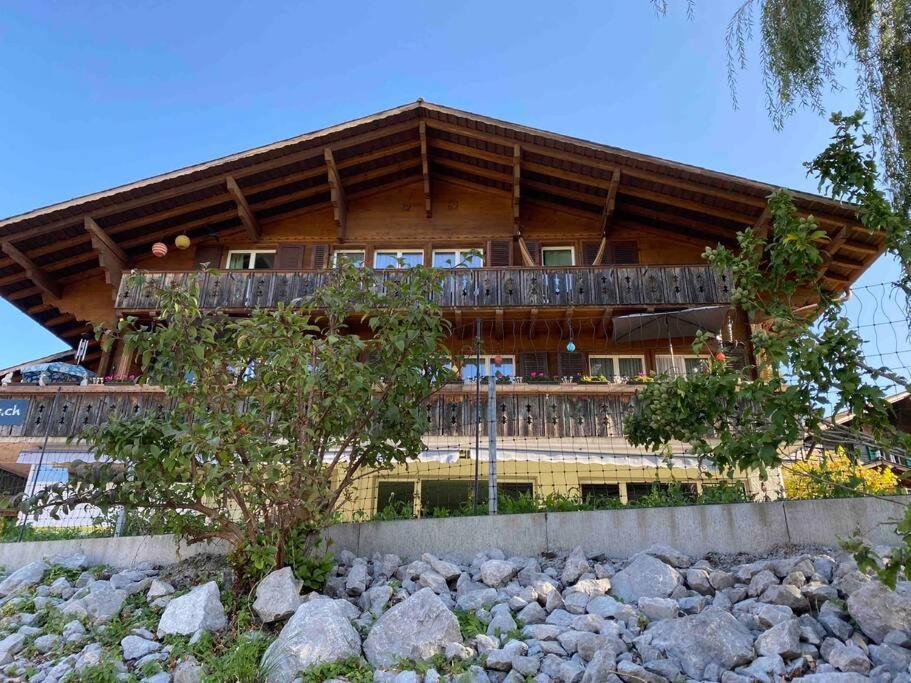 Und Berge Garden Apartment Faulensee